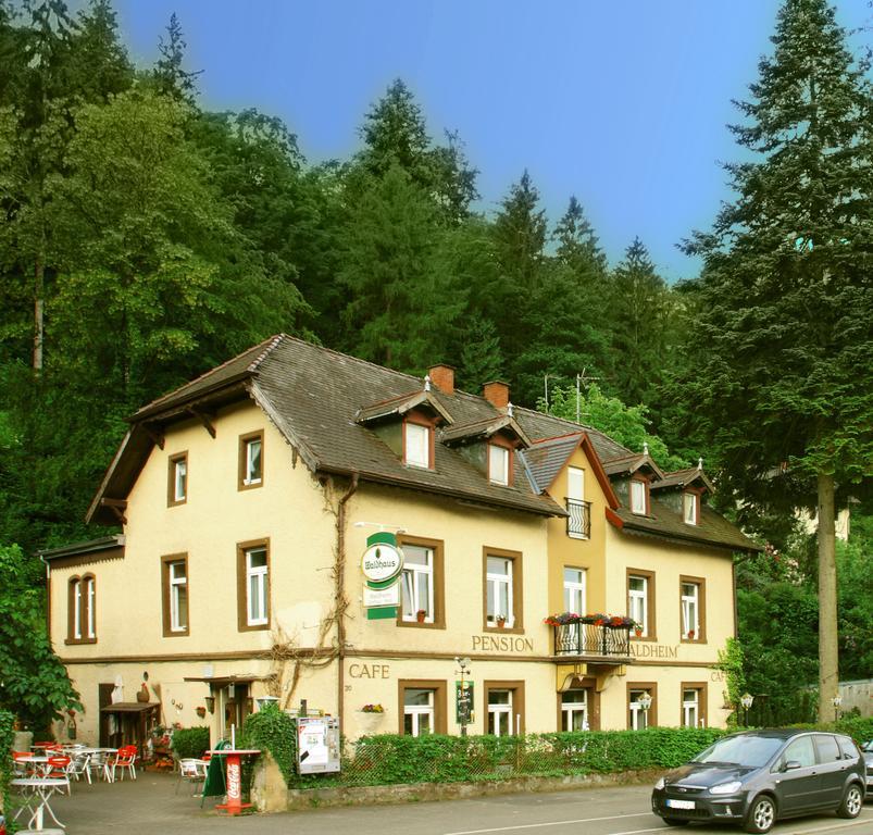 Pension Waldheim Freiburg im Breisgau Eksteriør billede